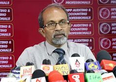 News Room : ජාතික ලොතරැයි මණ්ඩලයේ සභාපතිගෙන් රු. මිලියන 500ක වන්දි නඩුවක්! ~