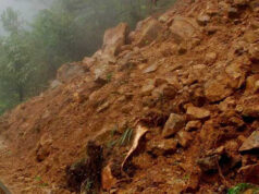 News Room : නාය යාමේ අවදානමක්.. පවුල් 73ක් ඉවත් කරයි…