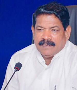 News Room : ඇමැතිලා භුක්ති විඳි වාහන, වරප්රසාද, දීමනා, වැටුප් කපා එම මුදල් ජනතාවගේ සුභසාධනයට දැම්මා…