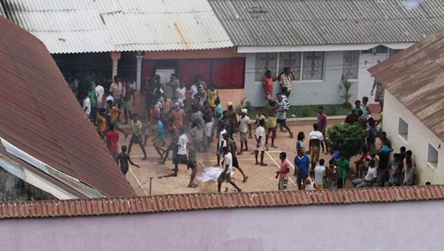 News-Room-වැලිකඩ-බන්ධනාගාරයේ-ලොකු-ගැටුමක්-රැදවියන්-දෙදෙනෙකු-මරුට.jpg