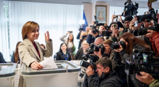 News Room : Pro-EU leader claims Moldova victory despite alleged Russian meddling – The Island News Room Spains king and queen pelted with mud