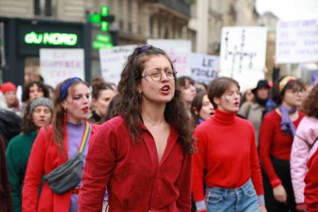 News Room : Thousands protest against sexual violence in France