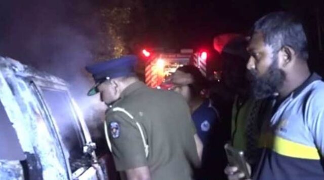 News Room : Burned body found in vehicle at Habarana