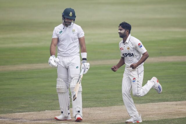 News Room : Pakistan lose their way after Bosch bash hands South Africa advantage