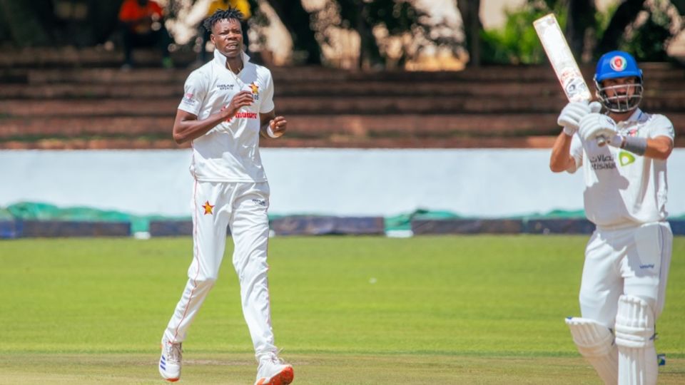 News Room : Sri Lanka invited to bat first in
