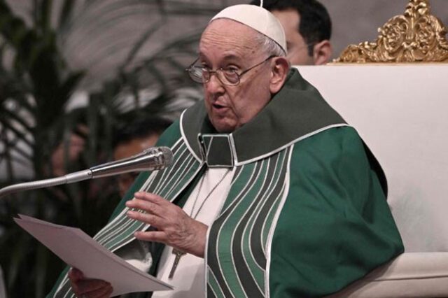 News Room : Pope Francis suffers new breathing crisis