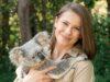 News Room : Bindi Irwin doesn’t look like this anymore! Aussie wildlife warrior unveils new hair and look at Dancing With The Stars live show News Room Bindi Irwin doesnt look like this anymore