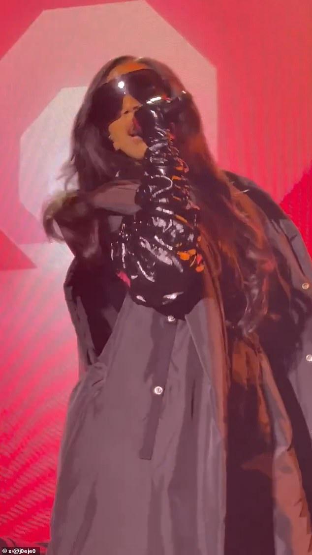 News Room : Brandy suffers health issue that nearly made her FAINT on stage as fans demand money back