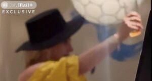 News Room Erratic Britney Spears risks her life on