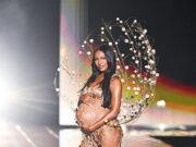 News Room : Jasmine Tookes opens the 2025 Victoria’s Secret Fashion Show at NINE months pregnant News Room Jasmine Tookes opens the 2025 Victorias Secret