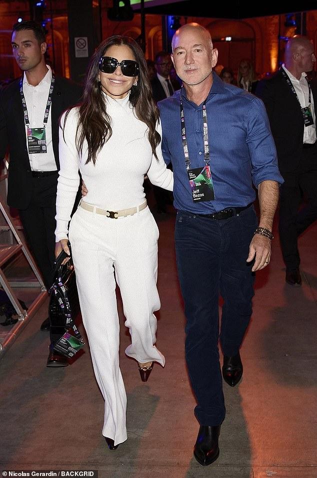 News Room : Jeff Bezos and Lauren Sanchez put on sweet display as they return to Italy two months after lavish Venice wedding