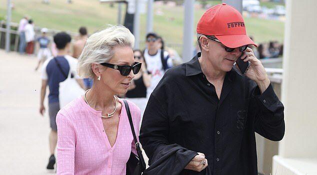 News Room : MCoBeauty founder Shelley Sullivan cuts a stylish figure as she steps out with close friend in Bondi News Room MCoBeauty founder Shelley Sullivan cuts a stylish