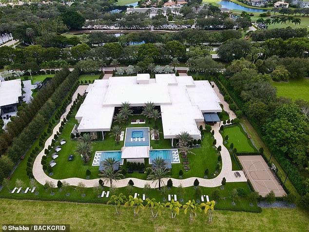 News Room : Mark Wahlberg drops a whopping $37M on stunning ‘Billionaires Row’ mansion in Florida after fleeing Hollywood