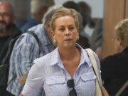 News Room Samantha Armytage looks effortlessly chic in a