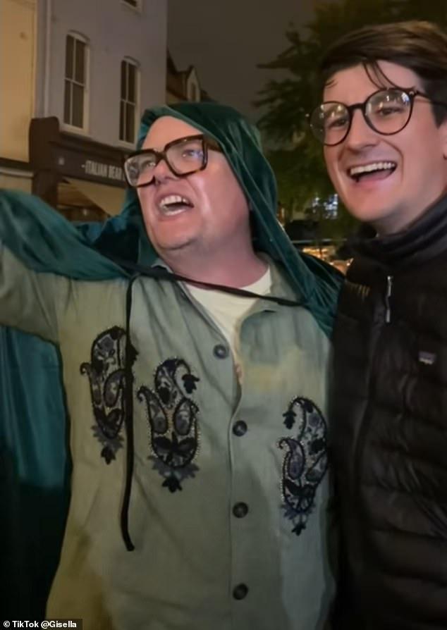 News Room : Alan Carr sends fans wild as he parties in the street in his Celebrity Traitors cloak and brandishes lantern after his incredible surprise victory