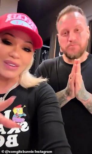 News Room : Jelly Roll shaves beard for first time in 10 years as wife Bunnie XO’s reaction is priceless