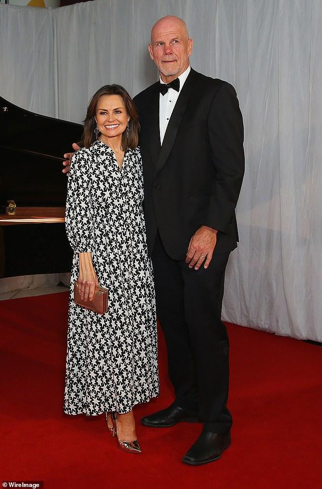 News Room : Lisa Wilkinson and Peter FitzSimons downsize to $16.5million luxury ‘Castle’ – just days after selling lavish Sydney mansion