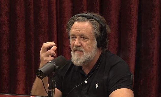 News Room : Russell Crowe calls US the ‘greatest country in the world’ as he throws support behind Joe Rogan’s politics