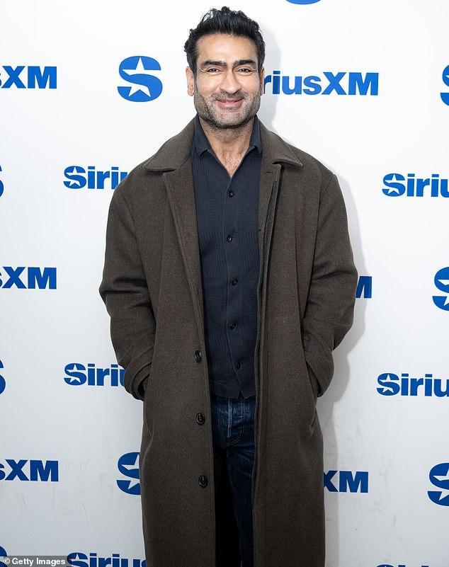 News Room : Marvel star Kumail Nanjiani addresses wild rumor he had affair with Michelle Obama