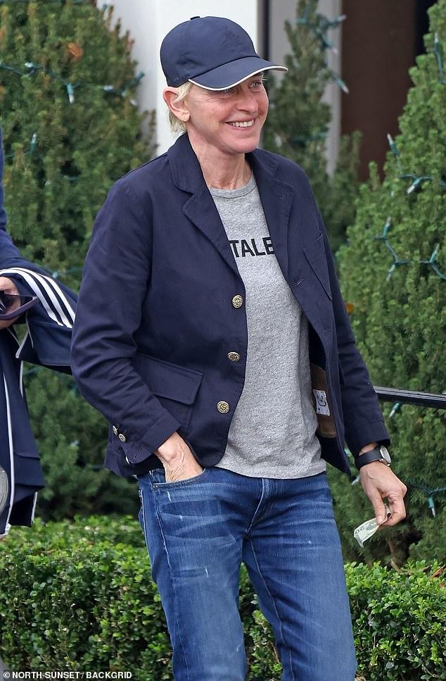 News Room : Ellen DeGeneres ramps up US return rumors on giddy California stroll with Portia de Rossi… after UK move