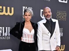 News Room : Halle Berry is engaged! Oscar winner, 59, confirms she’s set to wed longtime boyfriend Van Hunt… after three failed marriages