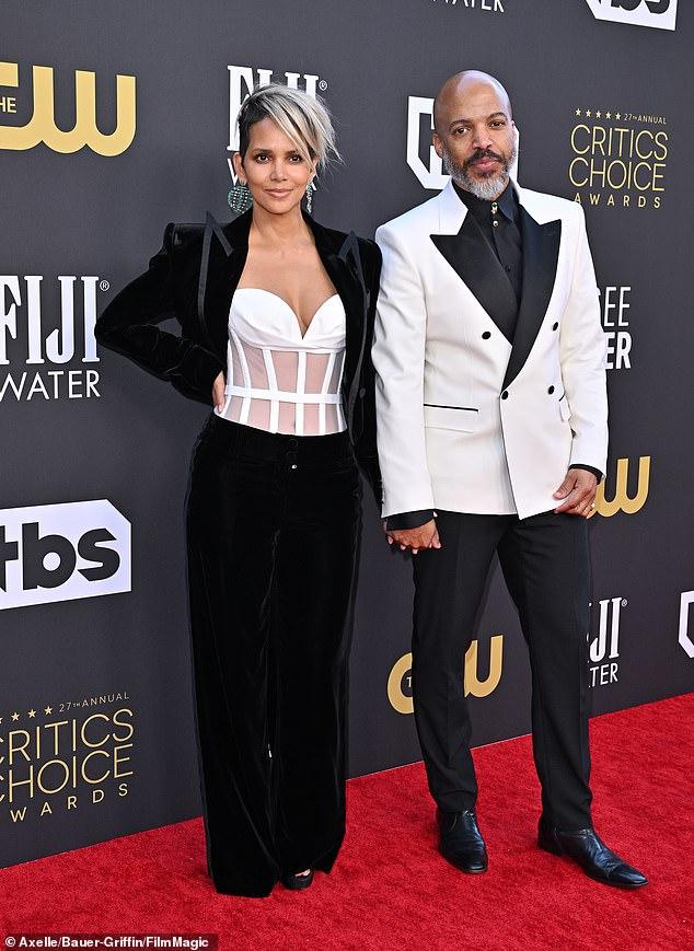 News Room : Halle Berry is engaged! Oscar winner, 59, confirms she’s set to wed longtime boyfriend Van Hunt… after three failed marriages