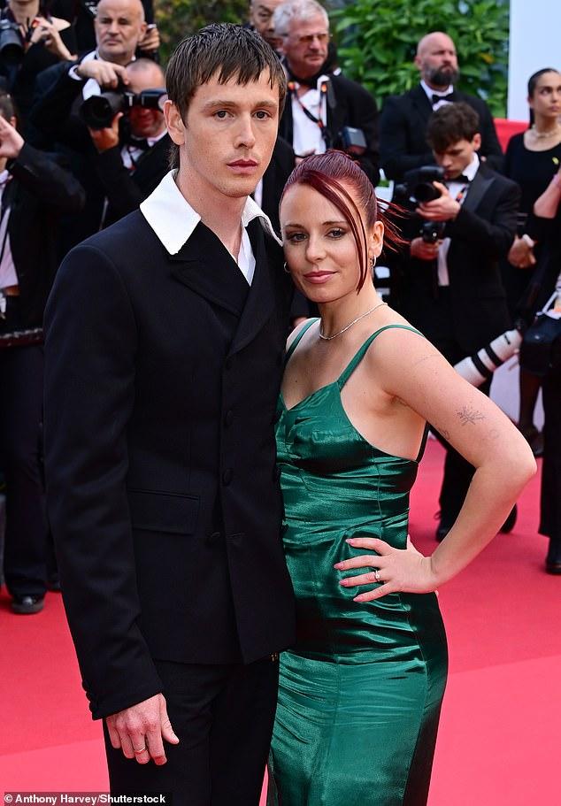 News Room : Harris Dickinson gets engaged to…someone his own age! After courting Nicole Kidman in Babygirl, British actor is set to wed singer Rose Gray, 29
