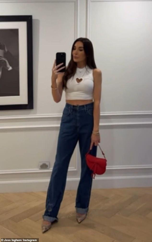News Room : Truth about roses and chocolates given to Jess Ingham on Valentines Day following split from husband of four years Roger Zraika