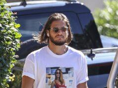 News Room : Her biggest fan! Cringeworthy moment Dina Broadhurst’s new beau wears a T-shirt emblazoned with her photo as they step out for a date in Double Bay