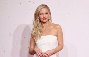 News Room Sarah Michelle Gellar reacts to Buffy co star