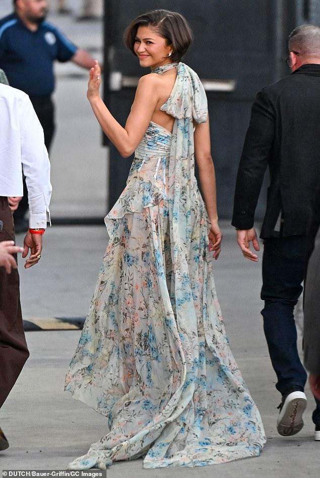 News Room : Zendaya floats into Jimmy Kimmel Live in
