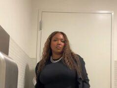 News Room : Lizzo is STRUCK from jury by prosecutors after showing off her ‘jury duty fit’ at LA courthouse for assault trial