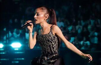 News Room Ariana Grandes ex surprised fans by attending