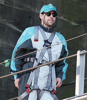 News Room : Sydney Sweeney spotted back in the Harbour City doing BridgeClimb as she spends quality time with boyfriend Scooter Braun and his kids News Room Sydney Sweeney spotted back in the Harbour