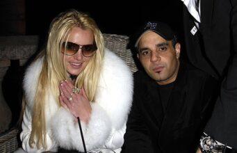 News Room : Britney Spears’ former manager Sam Lutfi resurfaces with new look after pop star’s latest bizarre incident… see him now News Room Britney Spears former manager Sam Lutfi resurfaces
