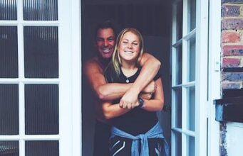 News Room : Brooke Warne says late father Shane sent a touching sign as she got engaged to longtime boyfriend Alex Heath News Room Brooke Warne says late father Shane sent