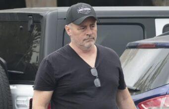 News Room Friends star Matt LeBlanc steps out for