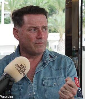 News Room Karl Stefanovic breaks down over wifes reaction