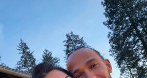 News Room : Kim Kardashian and Lewis Hamilton cozy up in sweet selfie with her daughter on family holiday