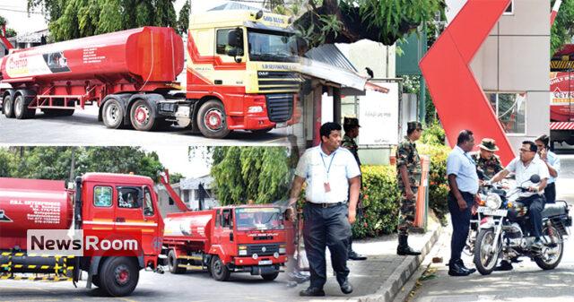 News Room : Armed soldiers forcing CPC employees to act