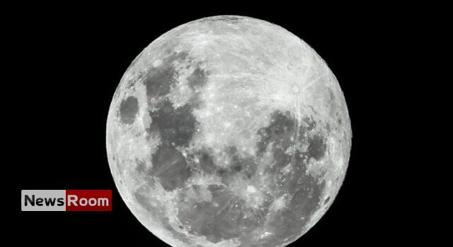 News Room : Scientists discover water inside tiny beads of glass on moon News Room Scientists discover water inside tiny beads of