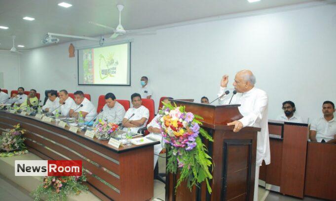 News Room : Government officials neglected the welfare surveys aimed to help the poor – Prime Minister