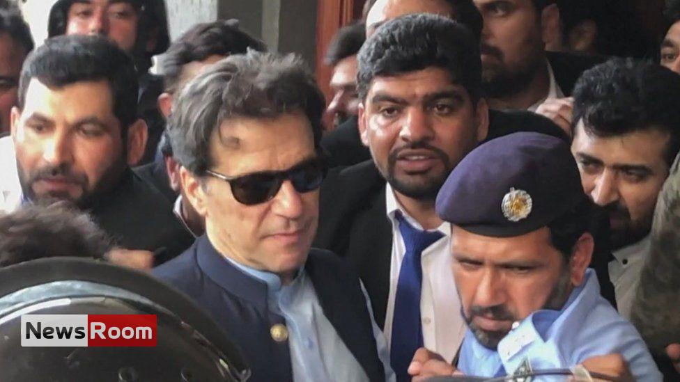 News Room : Imran Khan leaves court after being granted