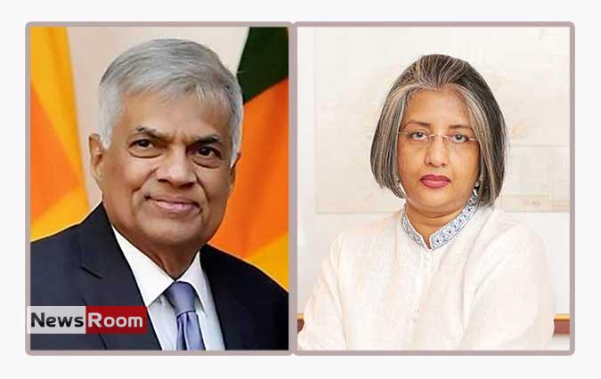 News Room : Maithree pays her own way for Coronation