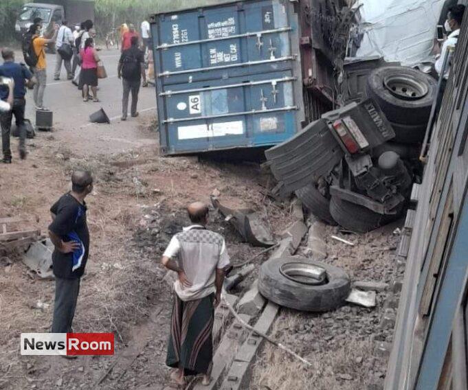 News Room : Train services on main line and upcountry line disrupted – The Island