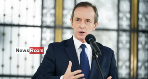 News Room : Poland: Government under pressure over escalating cash for visas scandal News Room Poland Government under pressure over escalating cash