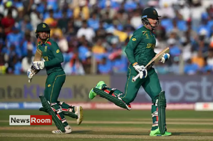 News Room : De Kock, van der Dussen tons power South Africa to strong total – The Island