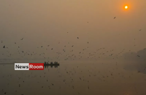 News Room : Schools shut as air quality turns severe in Delhi