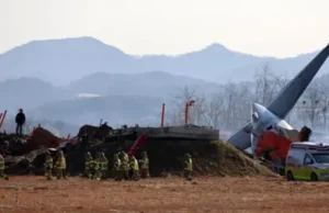 News Room : Dozens killed in plane crash at South Korea airport