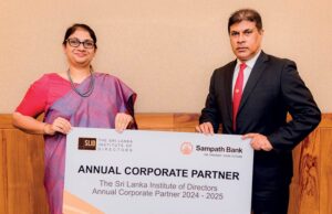 News Room : Sampath Bank renews Platinum Partnership with Sri Lanka Institute of Directors – The Island